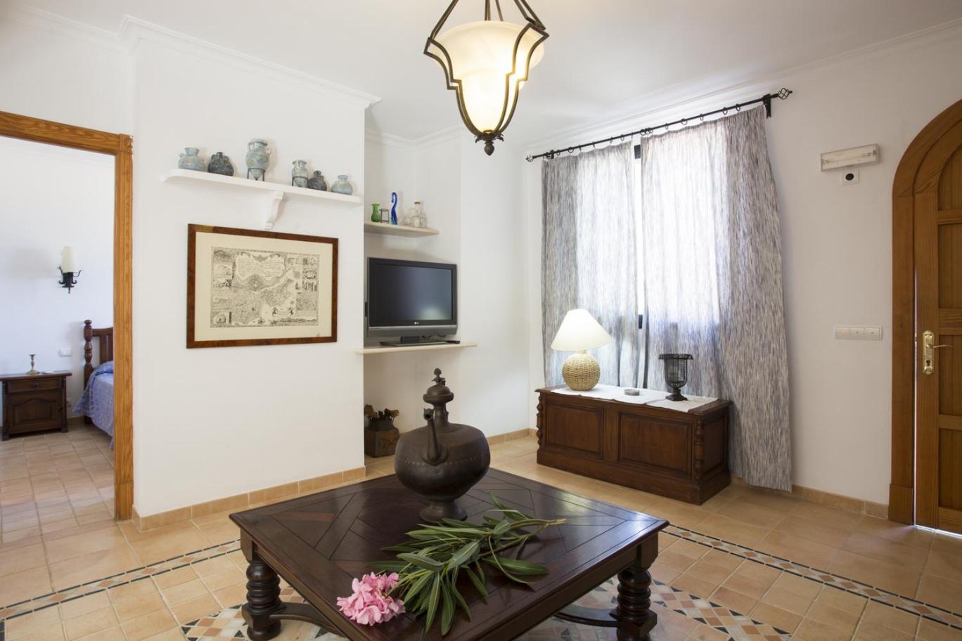 Villa With Private Mountain Ideal Runners Trailers Near Beach Approx 5 Min Walking Beach,Property Belong Puerto Pollensa Villas And Apartments Eksteriør billede