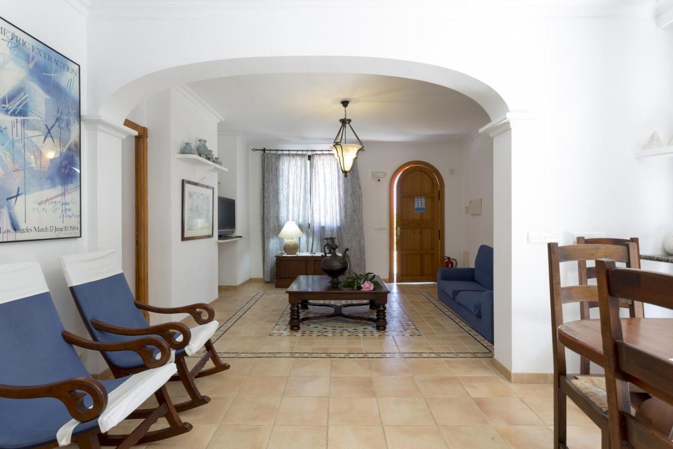 Villa With Private Mountain Ideal Runners Trailers Near Beach Approx 5 Min Walking Beach,Property Belong Puerto Pollensa Villas And Apartments Eksteriør billede
