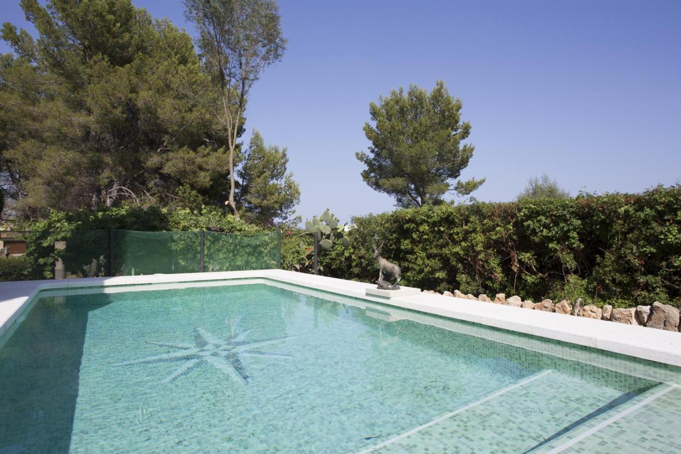 Villa With Private Mountain Ideal Runners Trailers Near Beach Approx 5 Min Walking Beach,Property Belong Puerto Pollensa Villas And Apartments Eksteriør billede